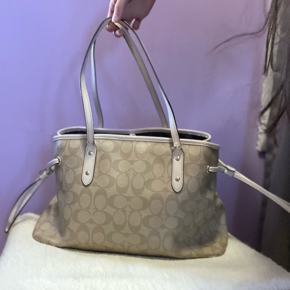 Coach Signature Drawstring Carryall Shoulder Bag F57842 TOTE BAG NUDE/CREAM/TAN